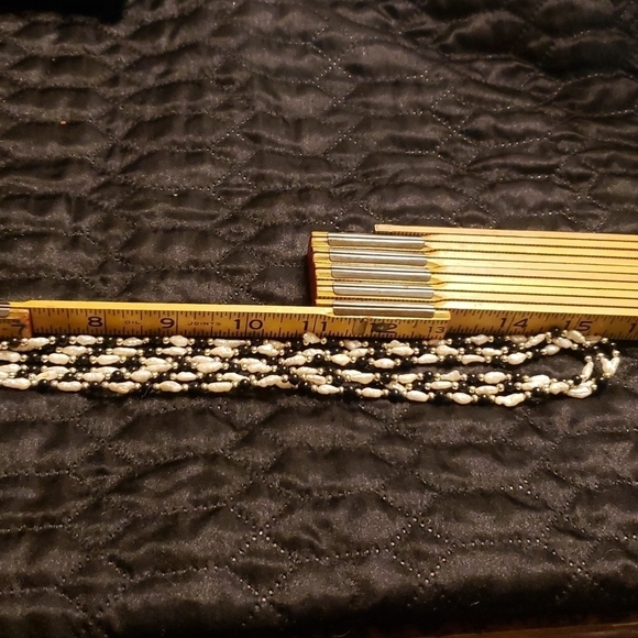 Freshwater sead pearls, black glass, and gold beads 30 inch necklace - Picture 4 of 5